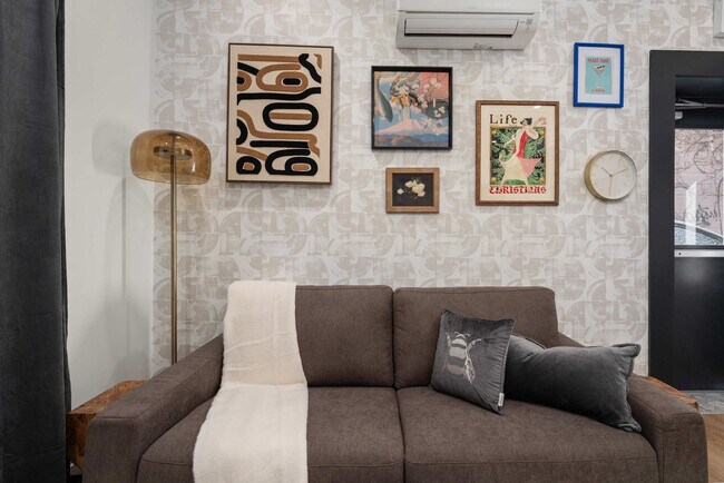 Photo - 168 McCaul St Unit SI ID1389233P