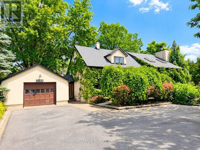 Photo - 3565 Albion Rd S
