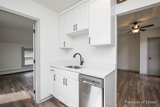 Photo - 2 West St Unit 2R