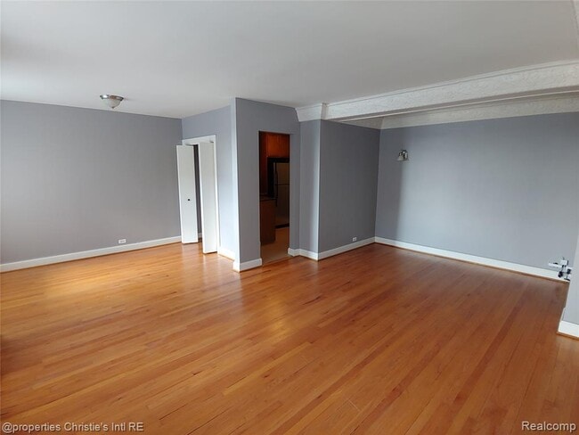 Photo - 15 E Kirby St Unit 1028