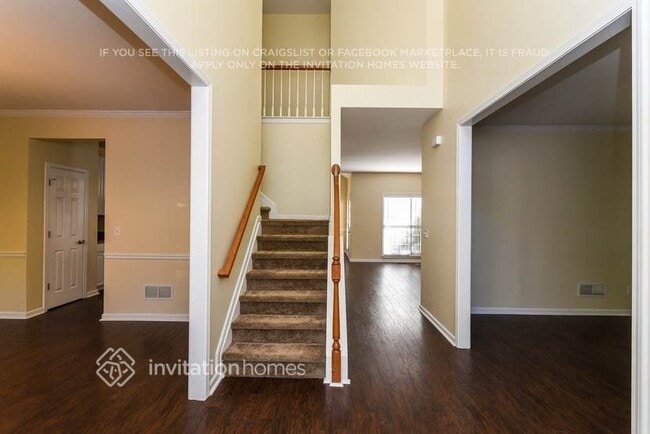 Photo - 430 Croftwood Close