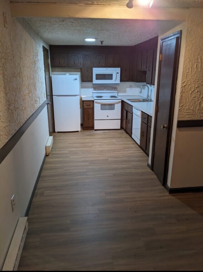 Photo - 53 Swanson Ct Unit 24C