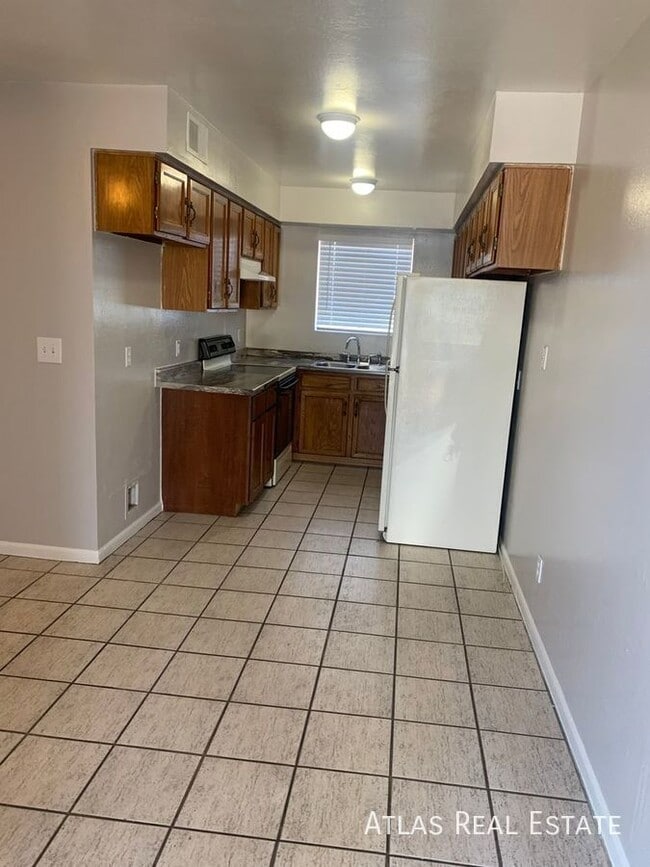 58 N May Unit 101