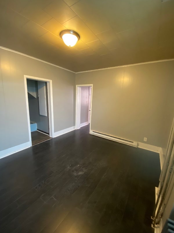 Photo - 101 N George St Unit 1