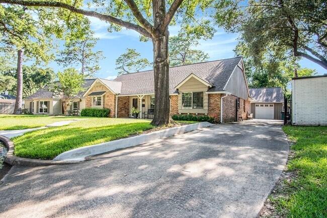 Photo - 1743 Nocturne Ln