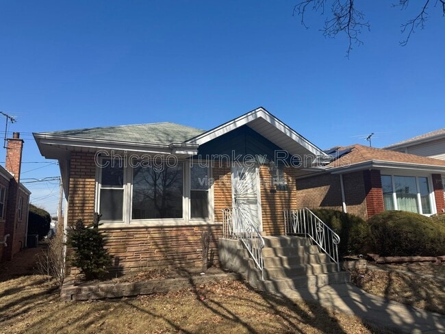 Photo - 2810 W 83rd St