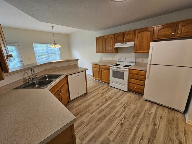126 Wagnalls Ct