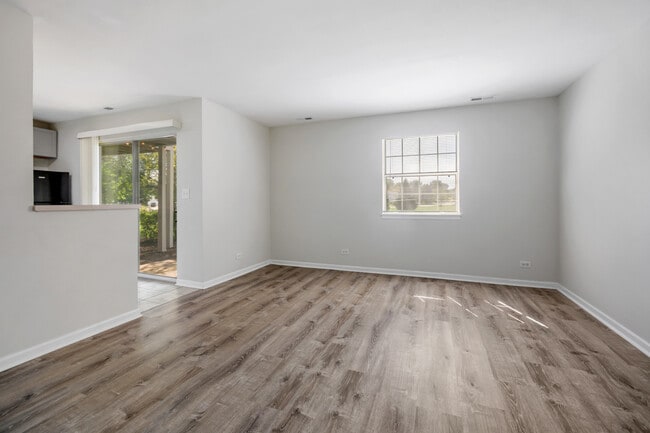 Photo - 20 Gant Cir Unit C