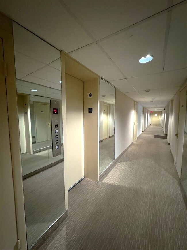 Photo - 20 Hamilton Rd Unit 303