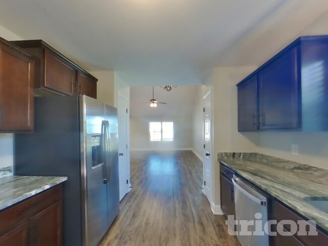 Photo - 2945 Lancelot Ln