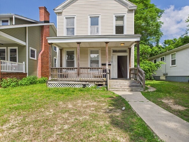 Building Photo - 3414 2nd Ave Unit B Rental