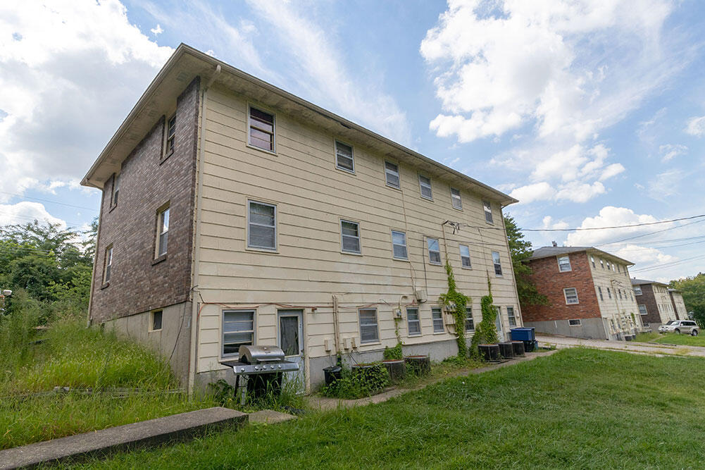 Photo - 2921 Northland Dr House
