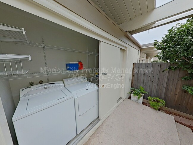 Photo - 5036 Birchwood Rd