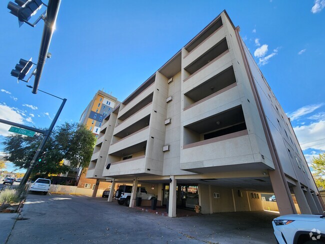 Building Photo - 1035 Colorado Blvd Unit 405 Rental