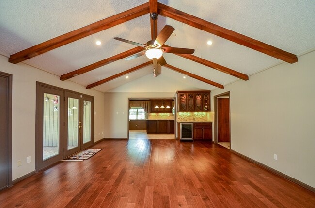Photo - 3015 Bainbridge Ct