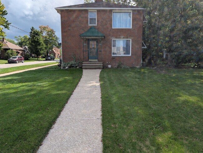 Photo - 2403 Brookview Blvd