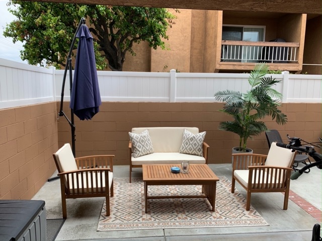Photo - 6600 Warner Ave Unidad 65 Rental