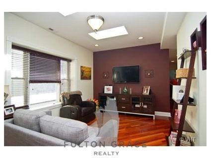 Photo - 2 bedroom in Chicago IL 60640 Unit 3N