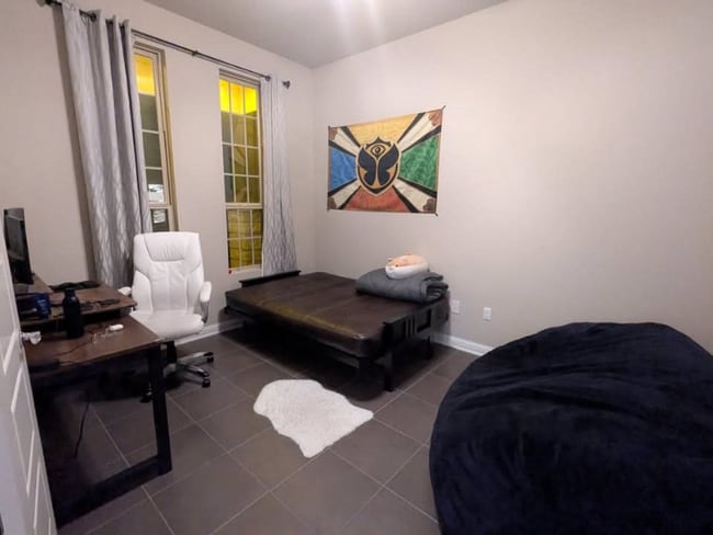 Photo - 1605 Arcilla St