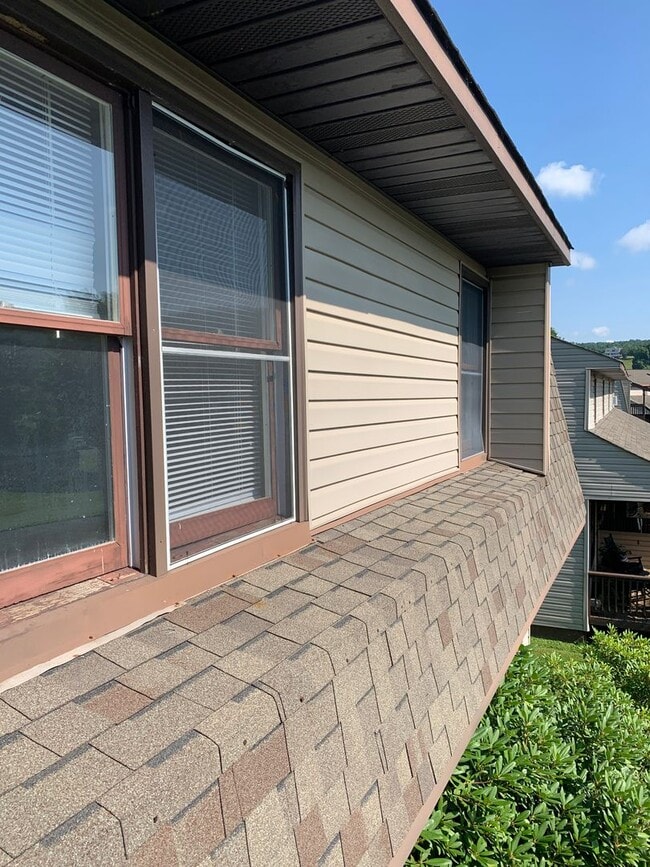 Photo - power260 Unit 2D