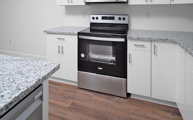 Photo - 8007 Vega Ct