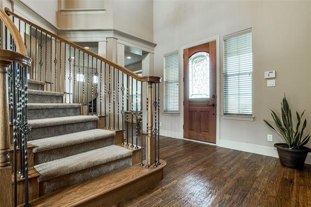 Photo - 1108 Queen Guinevere Dr
