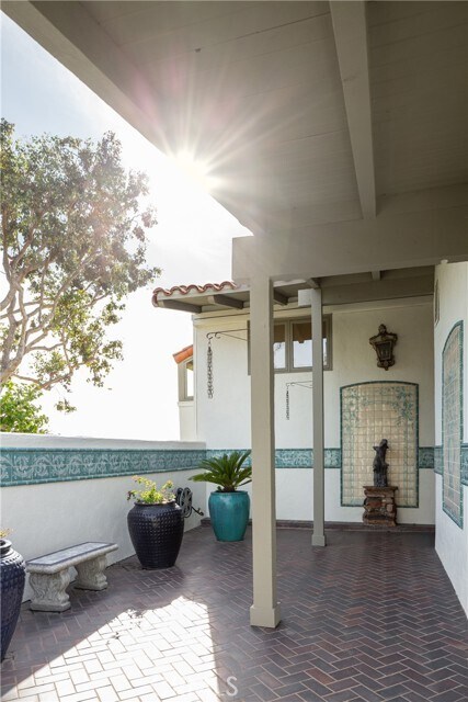 Photo - 319 Avenida Cerritos