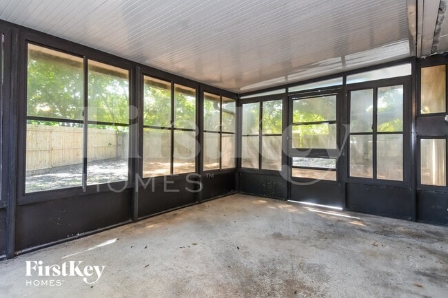 Photo - 7720 Lauderdale Dr N