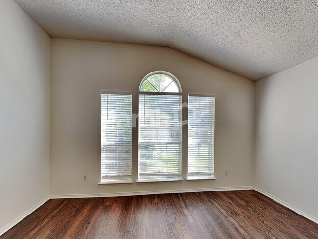 Photo - 5713 Stone Meadow Ln