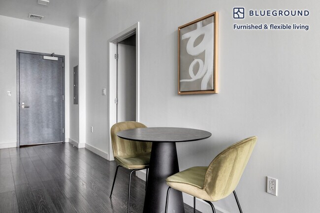 Photo - 10 New St Unidad FL3-ID1056