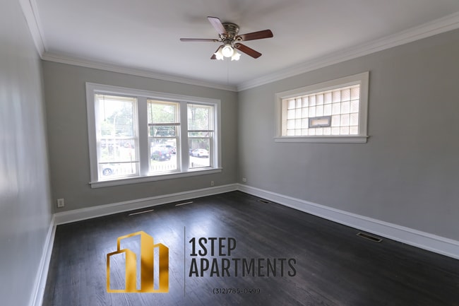 Photo - 1400 N Harding Ave Unit 2