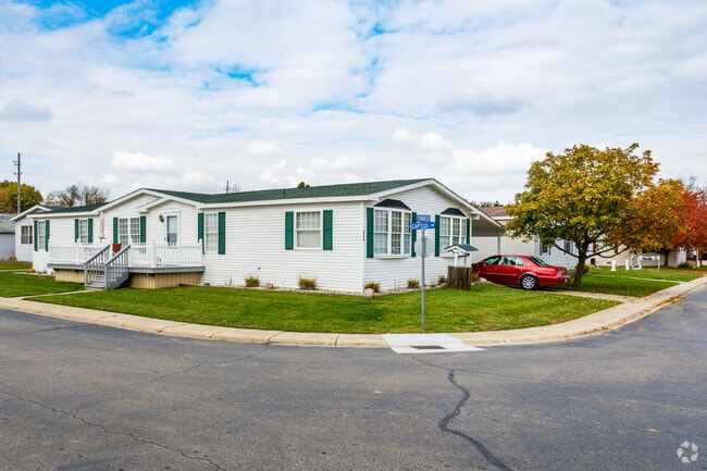 Photo - American Presidential Estates & Capital Hills