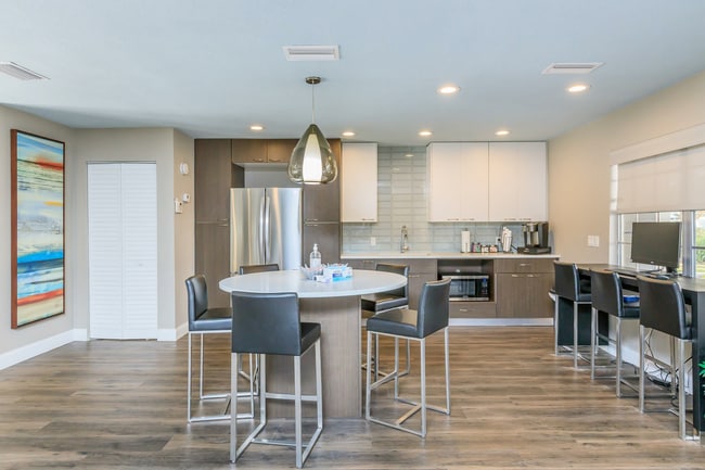 Villas at Deer Park Apartments