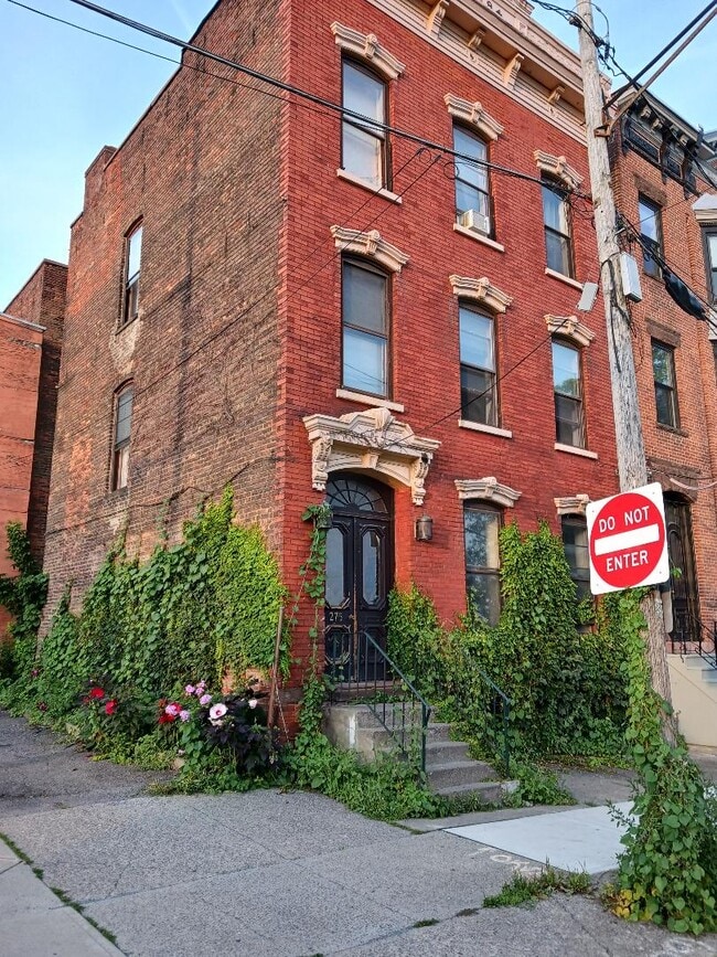 Photo - 275 Elm St Unit 1st floor