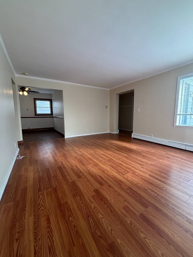 Photo - 627 W Park Ave Unit 1FL