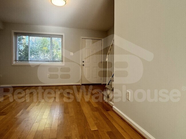 1216 Westview Terrace