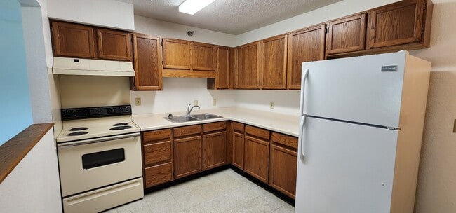 Cardinal Ridge Apartments 62+