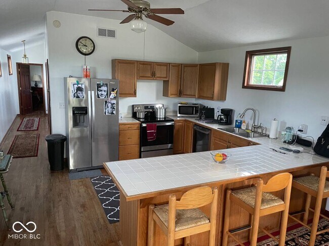 Photo - 9375 Cooper Rd