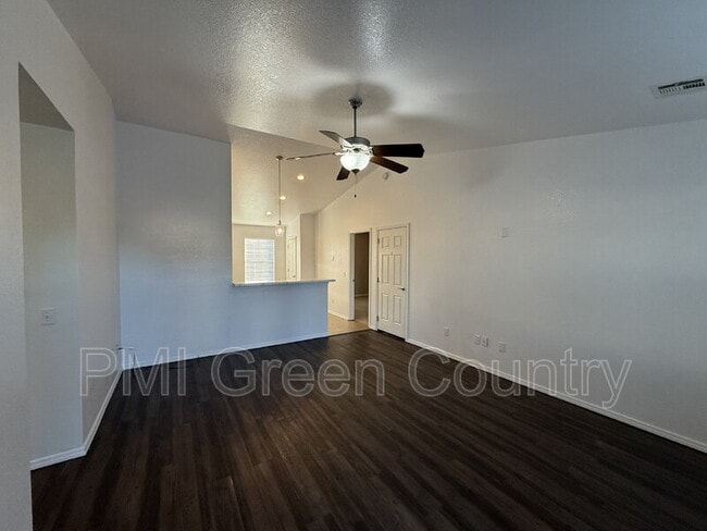 Photo - 25934 E 90th St S