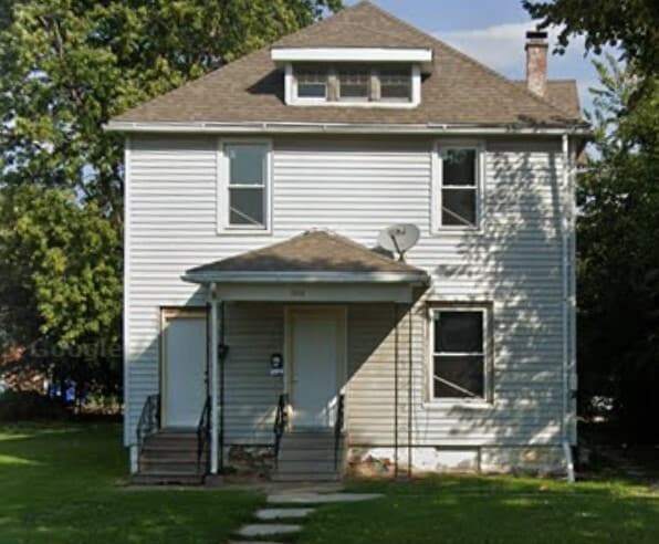 Building Photo - 2216 W 3rd St Unit DOWNSTAIRS Rental
