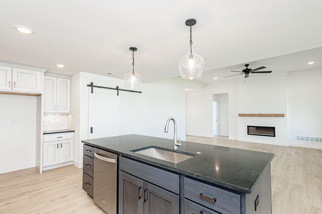 Photo - 4505 Chambers Bay Dr