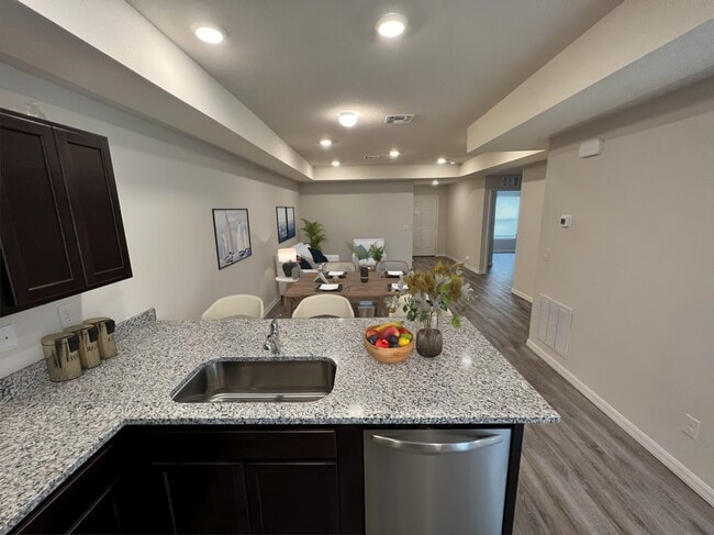 Photo - 27074 Adams St