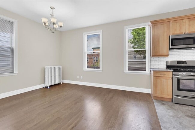 Building Photo - 80 Fulton St Unit 2 Rental