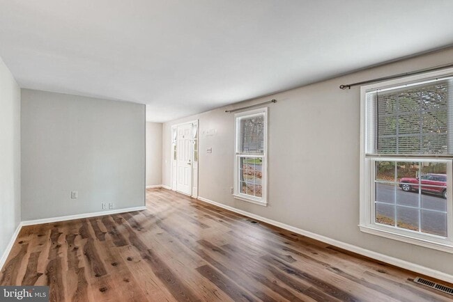 Photo - 5847 New England Woods Dr