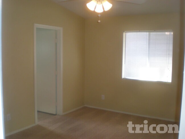 Photo - 10221 N 87th Ln