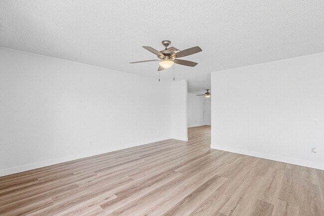 Photo - Wonderful East Valley Home! 4bedroom 2 Bat...