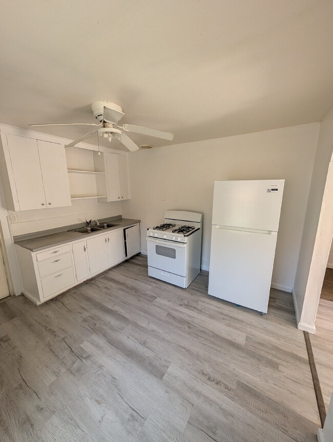 Photo - 140.5 S G St
