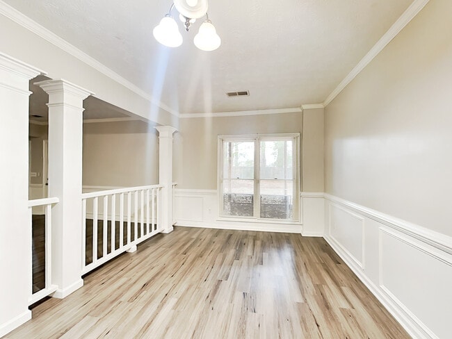 Photo - 2112 Fairway Ct SE