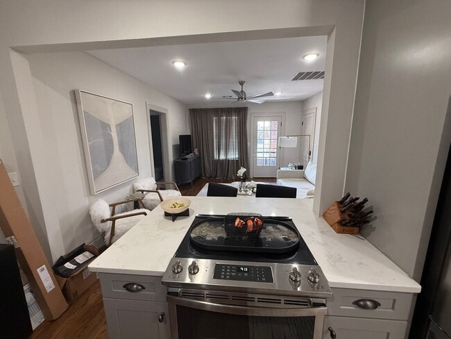 Photo - Penny Lane - 1BR/1BA