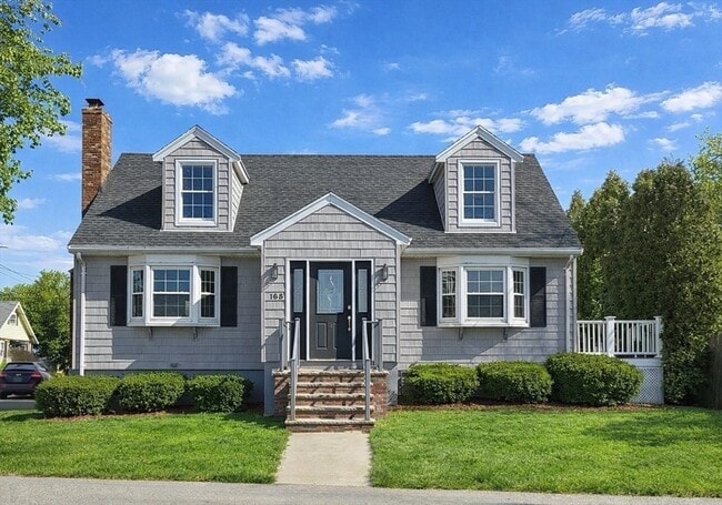 Building Photo - 163 Mills Ave